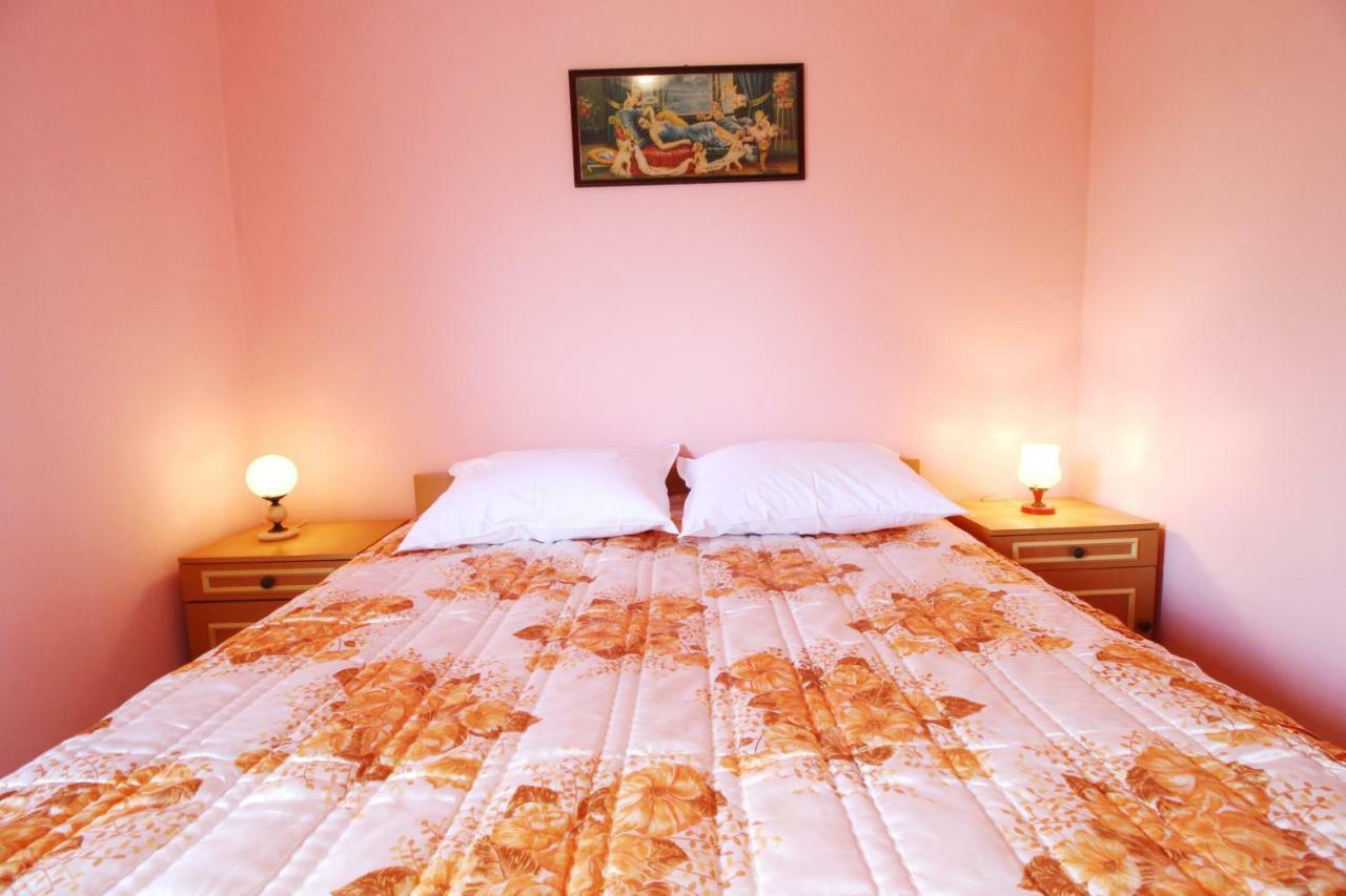 Apartment Sime Нин Екстериор снимка