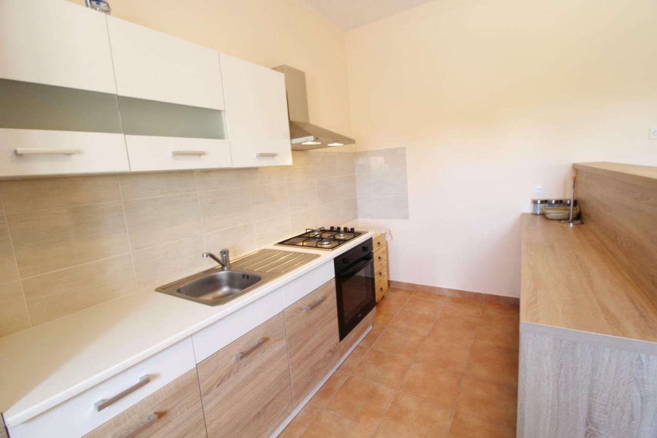 Apartment Sime Нин Екстериор снимка