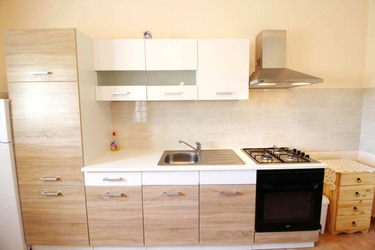 Apartment Sime Нин Екстериор снимка